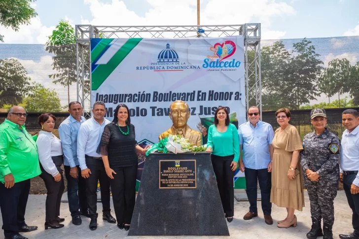 Inauguran bulevar Manolo Tavárez Justo en el municipio Salcedo