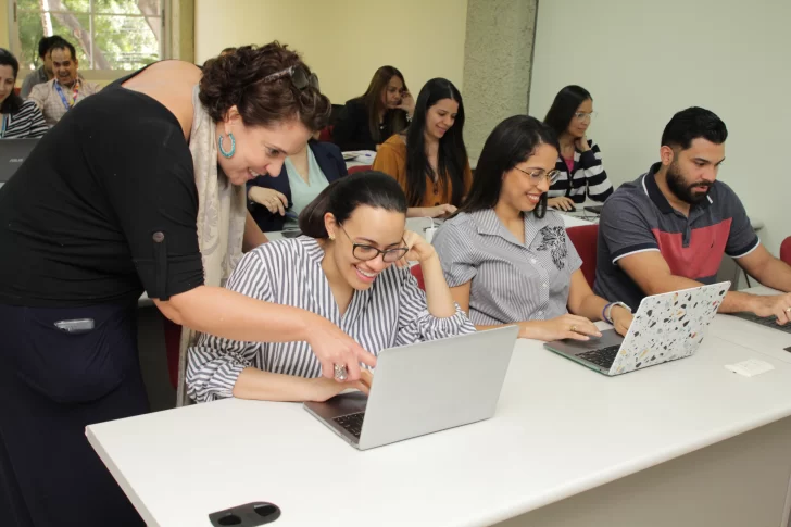 Odontólogos docentes cursan doctorado de PUCMM y Universidad de Sao Paolo