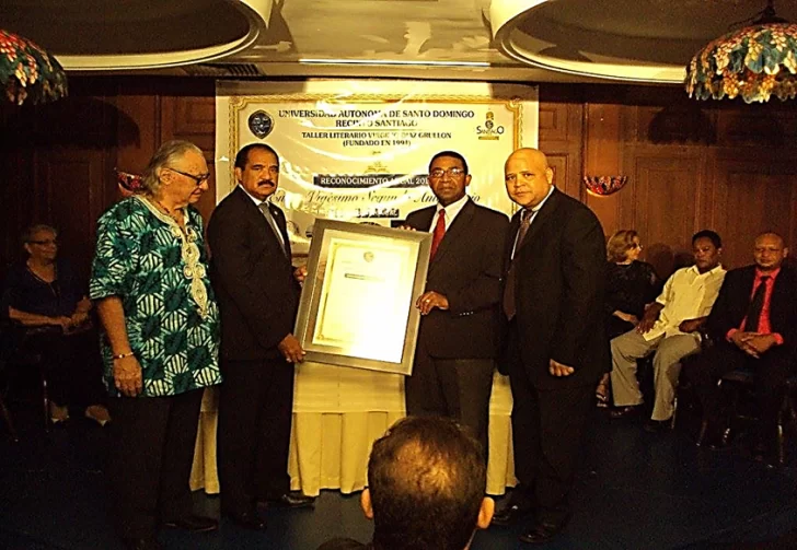 Dagoberto Tejeda, Miguel Phipps Cueto (Reconocimiento Virgilio Díaz Grullón), Genaro Rodríguez y Enegildo Peña.