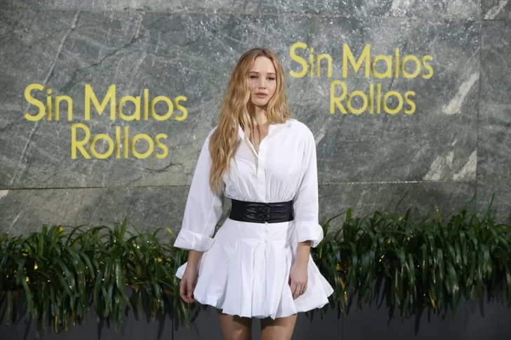 Jennifer Lawrence muestra su lado más cómico en un film hecho a medida, “Sin malos rollos”