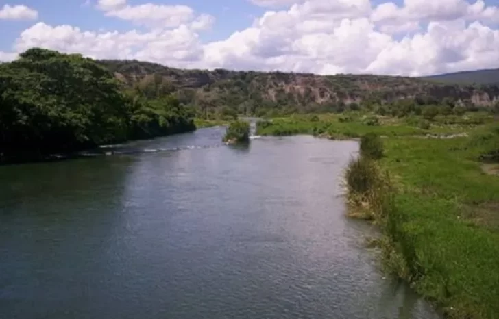 Recuperan cadáver de hombre arrastrado por el río Yaque del Sur
