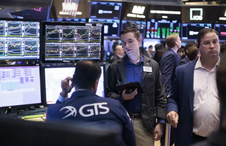 Wall Street cierra en verde con la bajada de la inflación