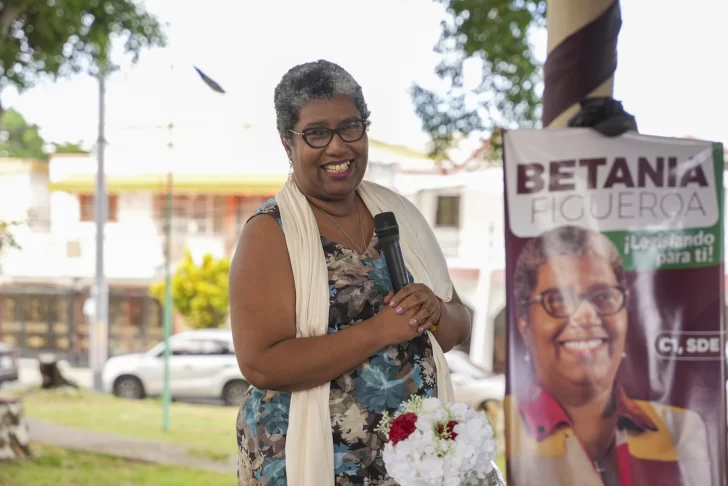 Pastora Betania Figueroa buscará diputación por Opción Democrática en Santo Domingo Este