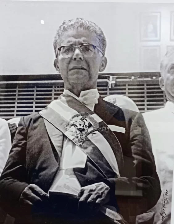 El doctor Joaquín Balaguer, en una relativamente poco conocida imagen, en la toma de posesión de 1966.
