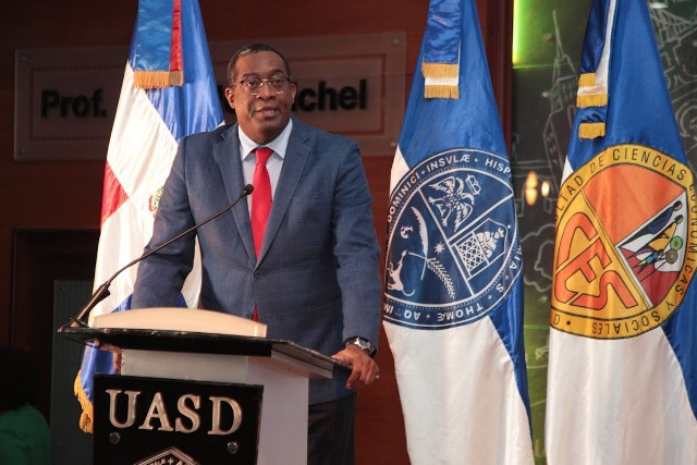 UASD inaugura primer congreso de economía dominicana