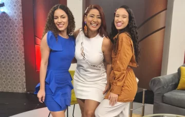 Las jóvenes actrices Laila Taveras y Camila Santana, en 