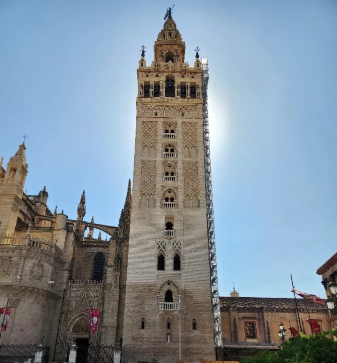Catedral-de-Sevilla-3-676x728