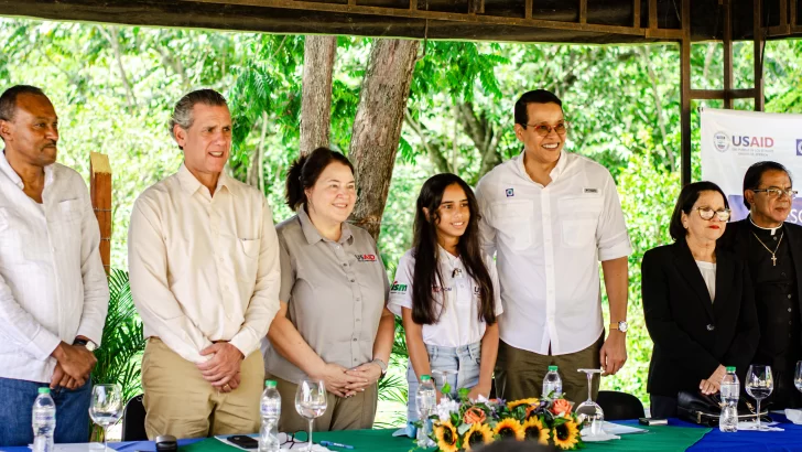Fundación Popular y USAID apoyan programa de acceso al agua en Arroyo Blanco