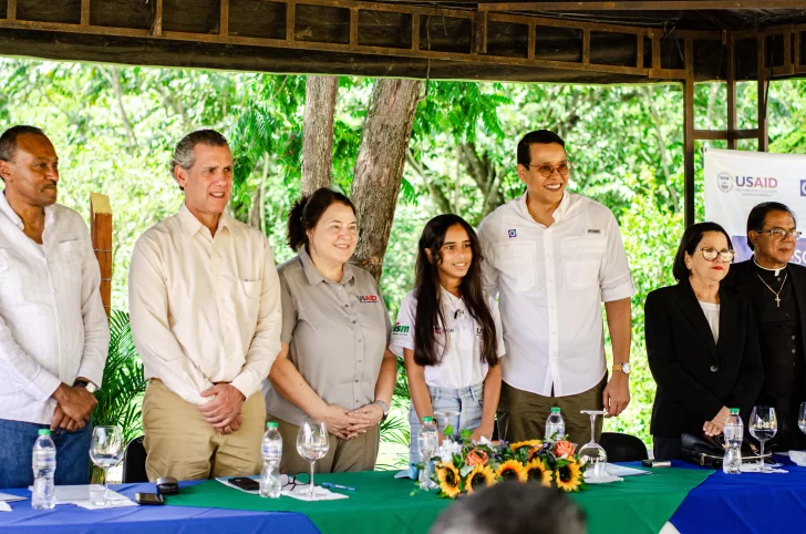 Fundación Popular y USAID apoyan programa de acceso al agua en Arroyo Blanco