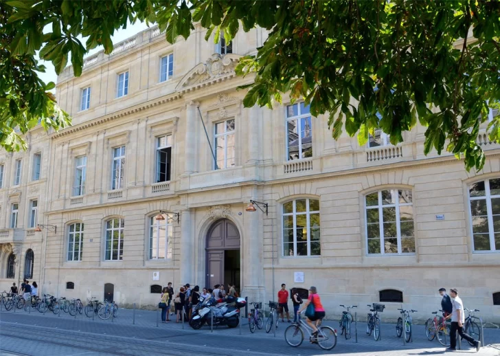 Faculte-de-Droit-et-Science-Politique-Universite-de-Bordeaux.-Foto-728x518 Faculte-de-Droit-et-Science-Politique-Universite-de-Bordeaux.-Foto-728x518