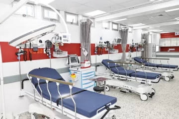 Gobierno entrega remozada Emergencia del Hospital Municipal Ángel Concepción Lajara