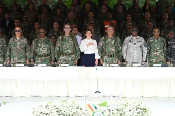 Raquel Peña preside graduación de 1,300 miembros del Ejército Dominicano