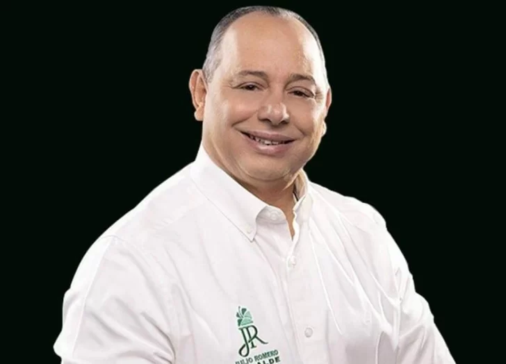 Fuerza del Pueblo proclama a Julio Romero como candidato oficial para alcaldía SDE