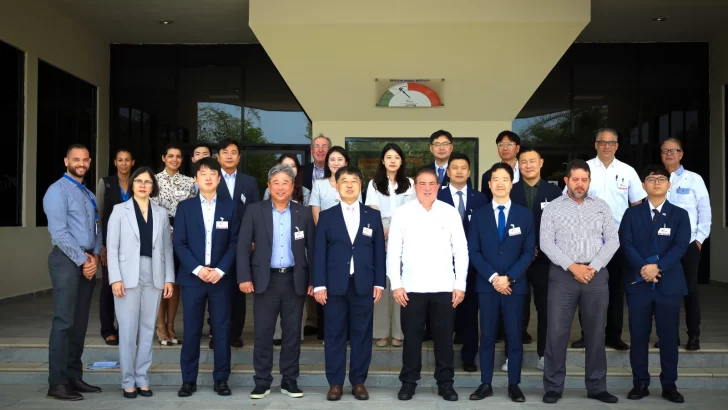 Amplia delegación de Korea Aiports Corporation visita el IDAC y reitera interés en aeropuerto de Pedernales