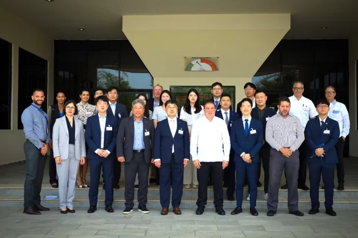 Amplia delegación de Korea Aiports Corporation visita el IDAC y reitera interés en aeropuerto de Pedernales