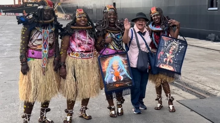 Nuestra Señora de la Altagracia visita Angola