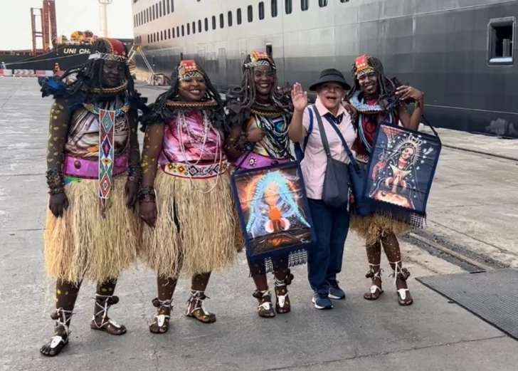 Nuestra Señora de la Altagracia visita Angola