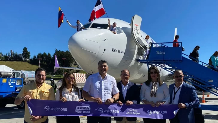 Arajet inaugura conexión Santiago con la ciudad de Medellín