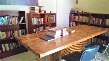 Otro-aspecto-de-los-libros-que-buscan-hogar-en-Jarabacoa-728x410