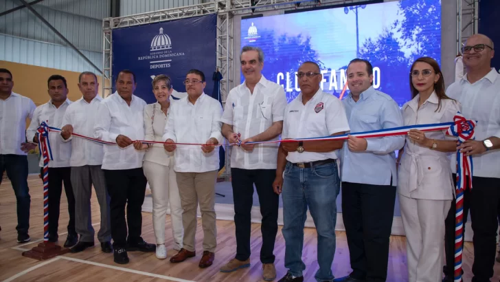 Presidente Abinader inaugura cinco nuevas obras en Puerto Plata