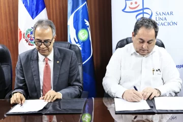 Firman acuerdo para fortalecer servicios de salud en el Sur