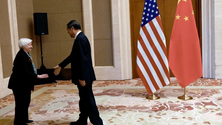 Estados Unidos insta a China a buscar 