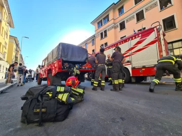 Seis ancianos fallecidos y unos 80 heridos en un incendio en una residencia en Milán