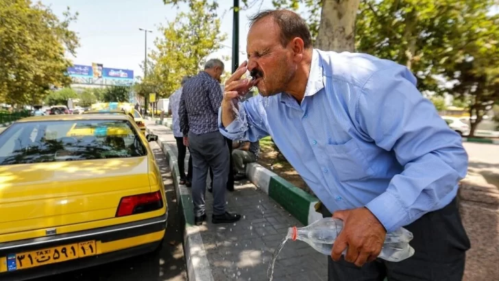 Irán declaró dos días festivos por una ola de calor extremo