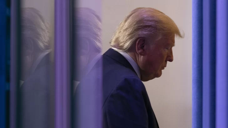 Trump afronta la caída de su negocio tras el dictamen de fraude previo al juicio del lunes
