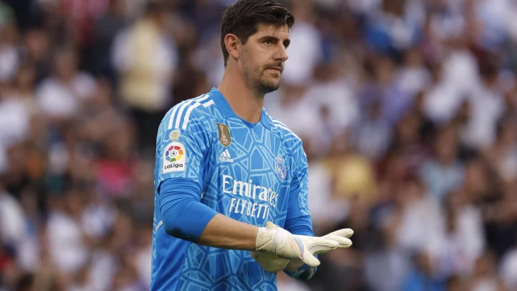 Portero del Real Madrid se lesiona al entrenar para el debut y se pierde la temporada Portero del Real Madrid se lesiona al entrenar para el debut y se pierde la temporada