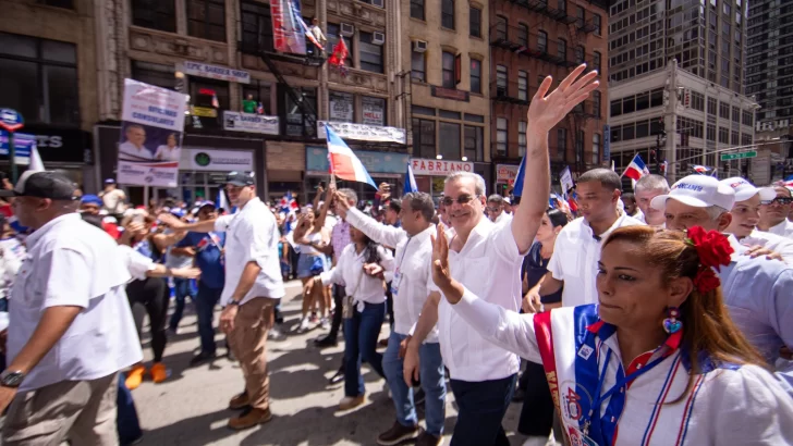 Abinader encabeza el Gran Desfile Dominicano en Nueva York