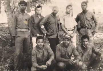 Comando-de-combatientes-haitianos-que-defendieron-a-la-Republica-Dominicana-frente-al-invasor-yanqui-en-1965.-728x502