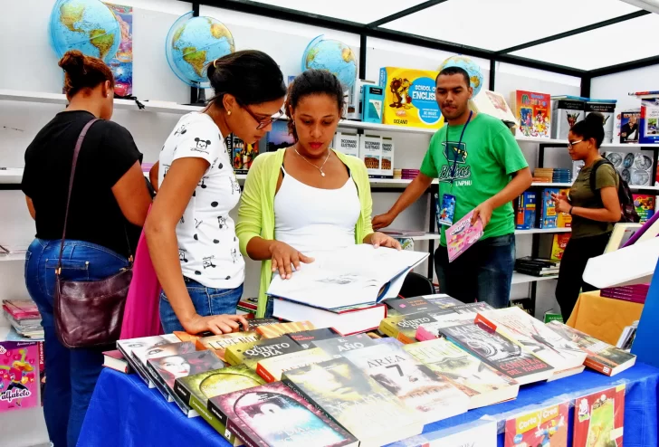 Los visitantes a la Feria del Libro de Santo Domingo 2023 dispondrán de parqueos gratuitos