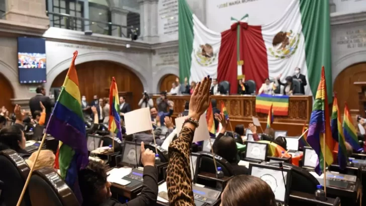 Primera boda igualitaria de dos reos sentenciados se celebra en México