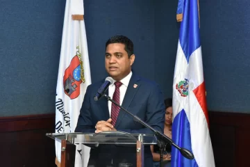 Ministro Kelvin Cruz, con más de una quinta parte de su patrimonio 