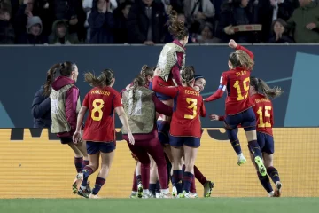 España celebra su clasificación a la final del Mundial