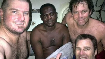 El hombre que sobrevivió 60 horas en un barco hundido en el fondo del mar El hombre que sobrevivió 60 horas en un barco hundido en el fondo del mar