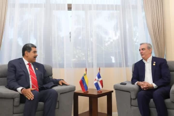 Abinader se reunió con Maduro en Cuba