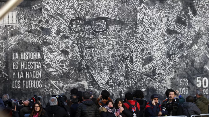 Emotivo acto con el discurso de Allende bajo las bombas cierra actos por 50 aniversario