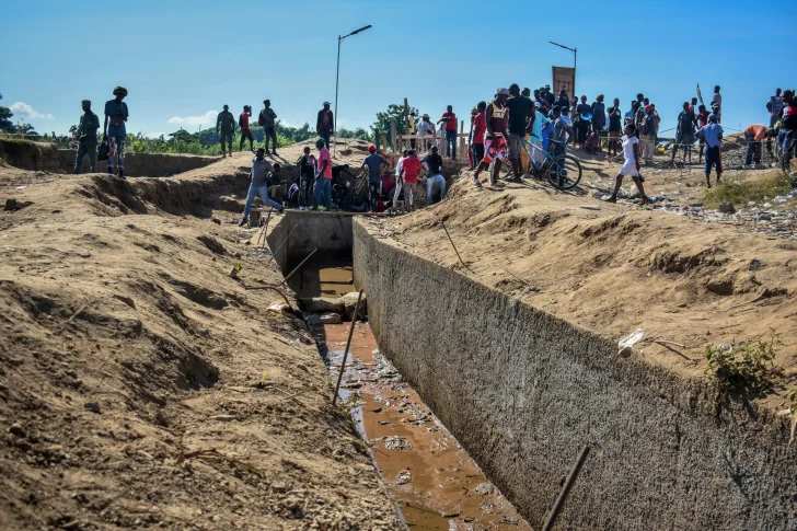 Instantáneas de AcentoTV: Gobierno comienza reactivación del canal La Vigía en río Masacre