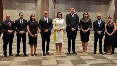 Adompretur juramenta directiva 2023-2025 encabezada de nuevo por Yenny Polanco Lovera