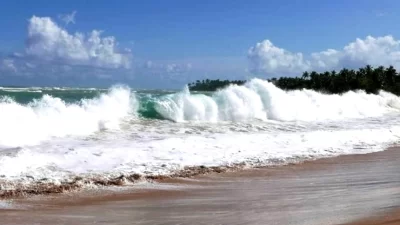 Domingo sin lluvias significativas, pero con oleaje peligroso