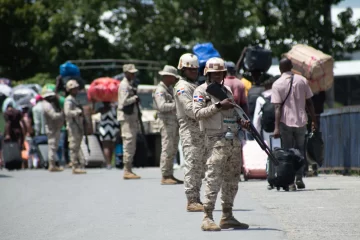 Un cabo y una veintena de rasos del Ejército cancelados en la frontera