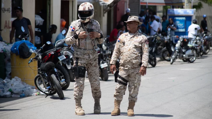 Ejército desmiente informe sobre deserciones de soldados en la frontera