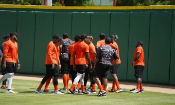 Mercedes, Rivas y 'Jumbo' Díaz encabezan primer entrenamiento de los Toros