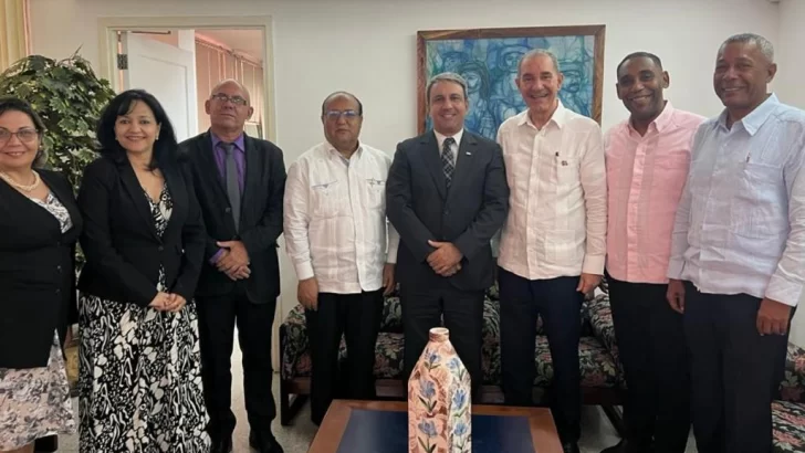 Ministro de Educación Superior se reúne con su homólogo de Cuba