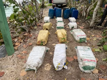 Autoridades confiscan 290 paquetes cocaína en La Altagracia durante operativo