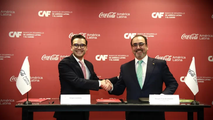 CAF y Coca-Cola firman acuerdo para impulsar el desarrollo sostenible en la región