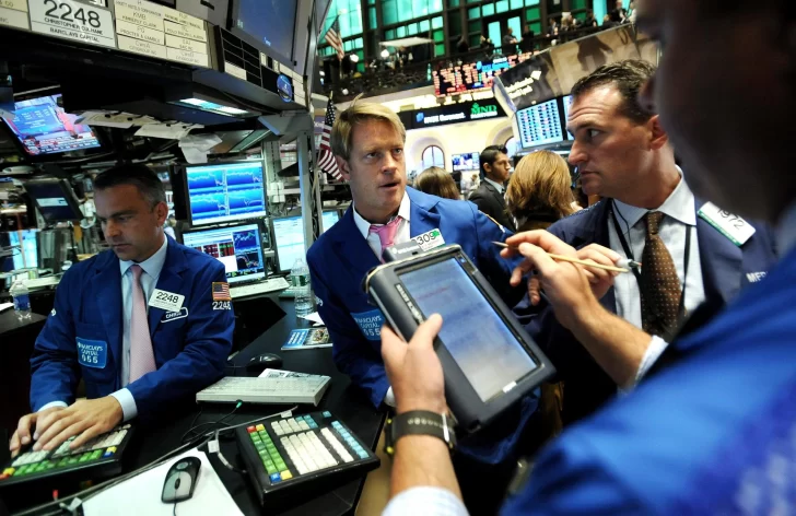 Wall Street abre en rojo y el Dow Jones baja un 0.19%