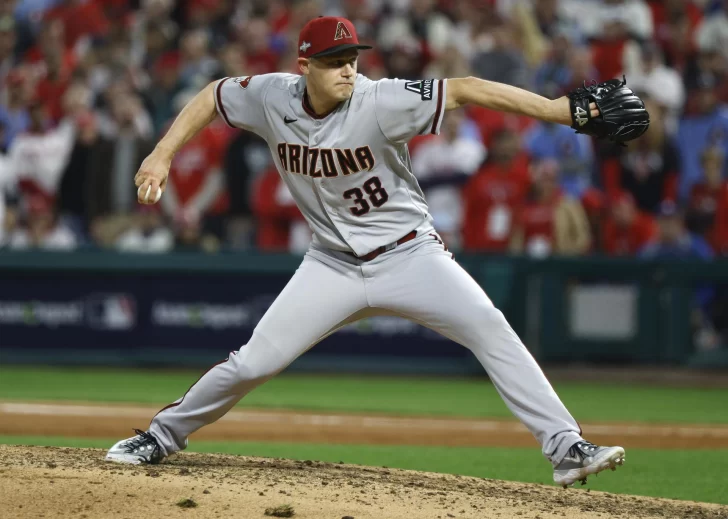 Los Diamondbacks llegan al séptimo juego a punta de jonrones